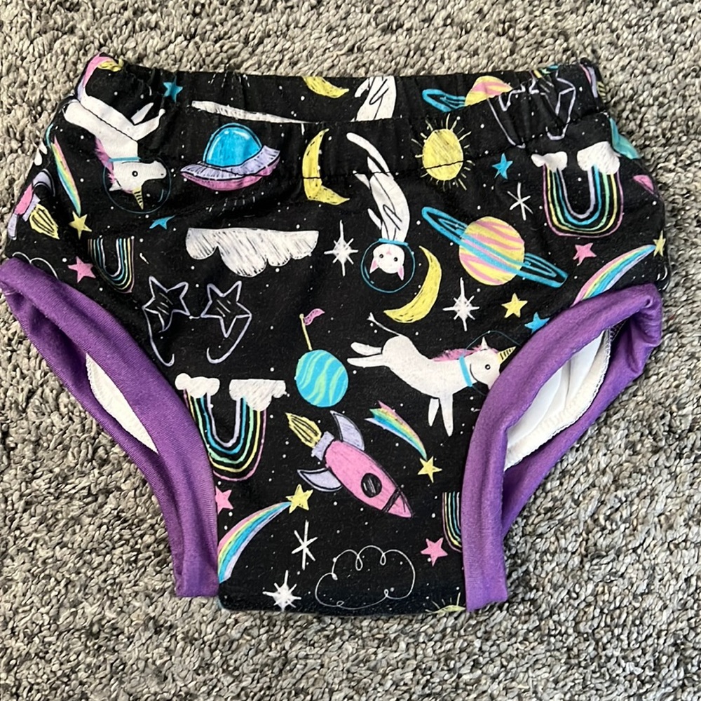 Cloth pull up